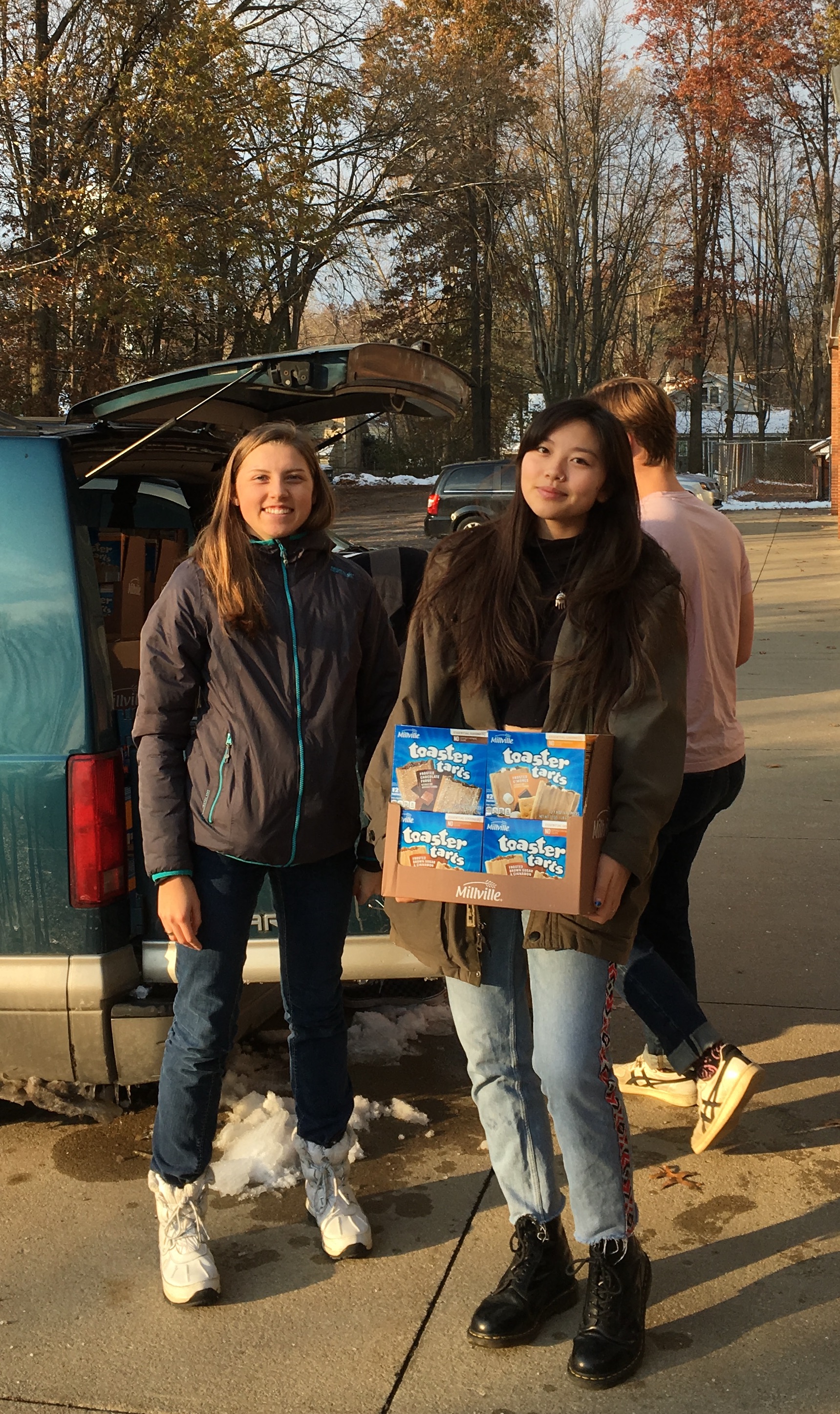 OHS Food drive 2.jpg