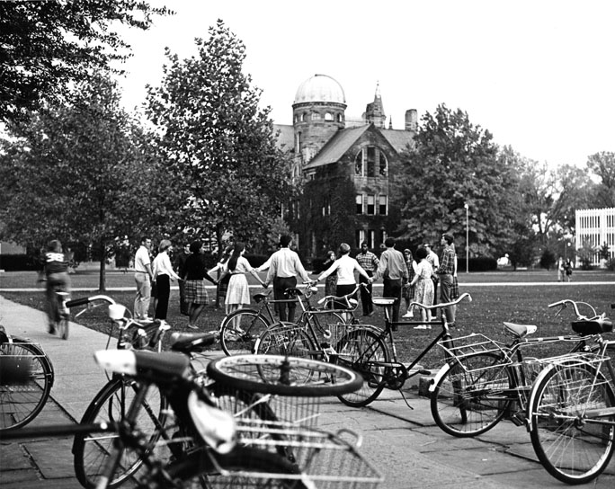 circle_students_wilderbowl_1970s_thumb